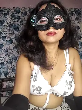 Snapshot of yours_sugar_babe chatting on July 3, 11:49 am yours sugar babe online show from July 3, 11:49 am