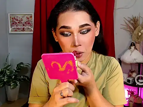 Kiethmadison Miller online show from November 10, 6:45 am