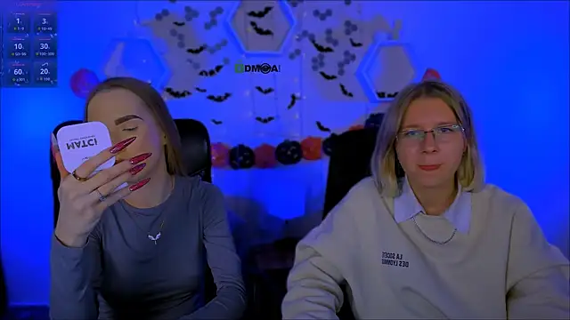 gloria bubble online show from November 3, 8:10 pm