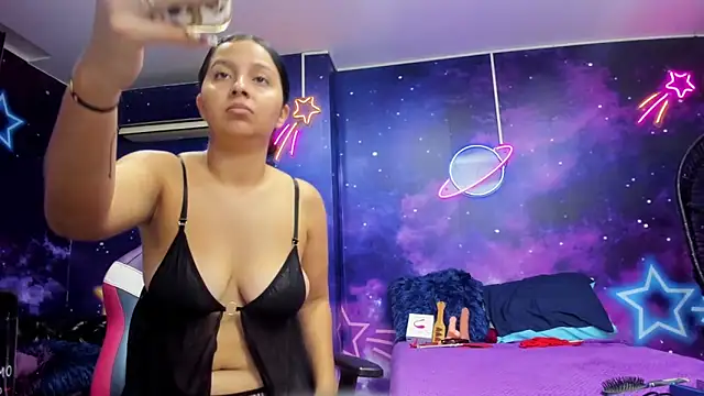 Thalia Cortea online show from October 23, 2:27 pm