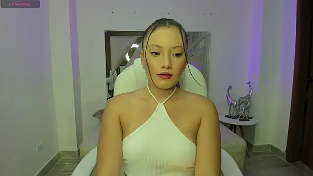 nylaa rose online show from September 27, 6:46 pm
