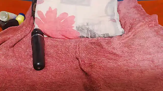 DarkNipple  online show from October 31, 1:06 am