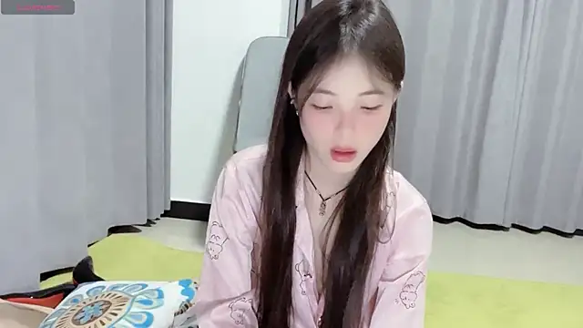 nuonuo321 online show from November 5, 10:37 am