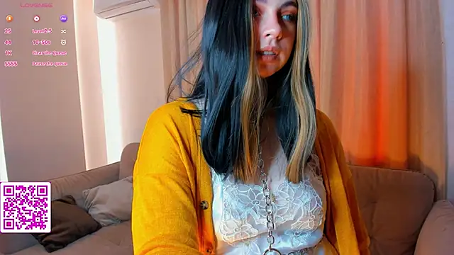 EvaBlimey online show from September 12, 4:45 am