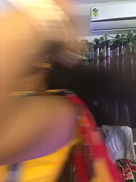 Snapshot of V-Hot-Sweti chatting on October 8, 4:48 pm V-Hot-Sweti online show from October 8, 4:48 pm