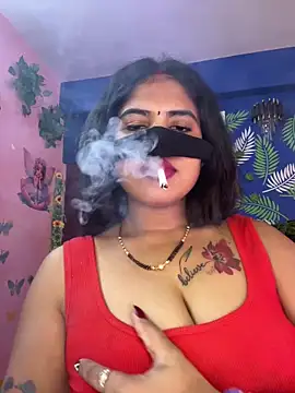 Snapshot of V-Hot-Sweti chatting on December 15, 7:34 am V-Hot-Sweti online show from December 15, 7:34 am