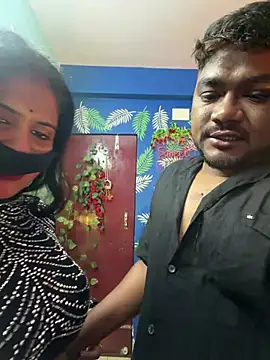 Snapshot of V-Hot-Sweti chatting on July 26, 7:43 pm V-Hot-Sweti online show from July 26, 7:43 pm