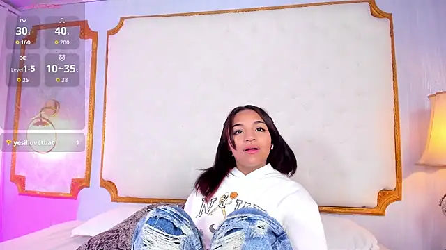 Snapshot of Manelyk_evanss_ chatting on October 16, 11:22 am Manelyk evanss online show from October 16, 11:22 am