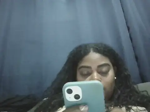 LunaSthena online show from September 25, 11:08 pm