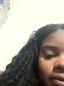 LunaSthena online show from January 8, 1:19 am