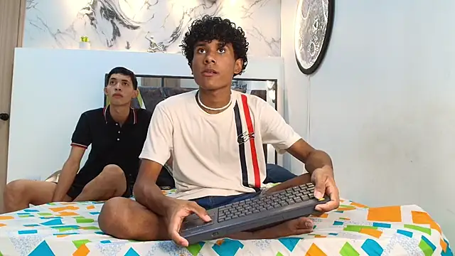 LONDON BOYS1 online show from October 10, 1:15 am