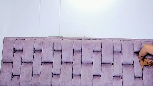 Alexa-Hunter online show from March 21, 9:40 pm