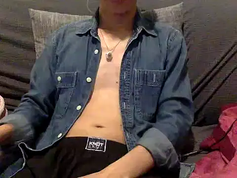 Snapshot of Zzchu chatting on October 8, 6:05 pm Zzchu online show from October 8, 6:05 pm