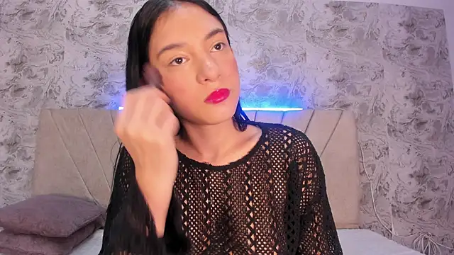 Snapshot of violet_77711 chatting on October 23, 11:09 am violet 77711 online show from October 23, 11:09 am