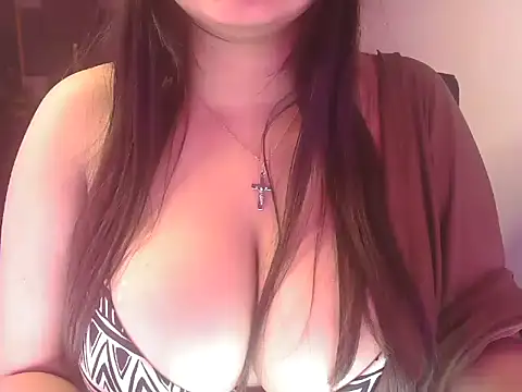 Snapshot of Blackwidow_08 chatting on January 17, 4:54 pm Blackwidow 08 online show from January 17, 4:54 pm