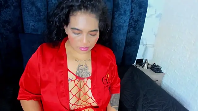 Snapshot of yunkeyc chatting on February 3, 10:15 pm yunkeyc online show from February 3, 10:15 pm