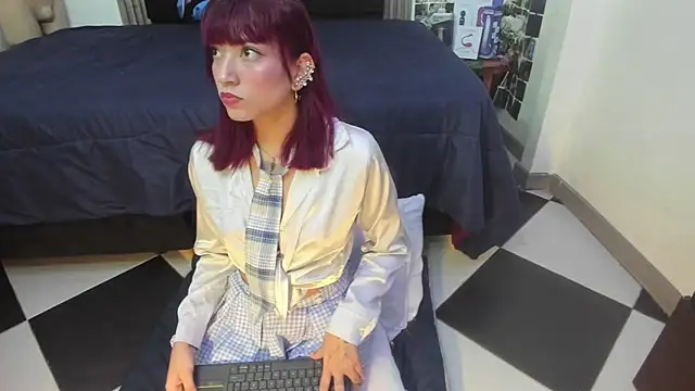 sophia arevalo online show from April 11, 2:27 am