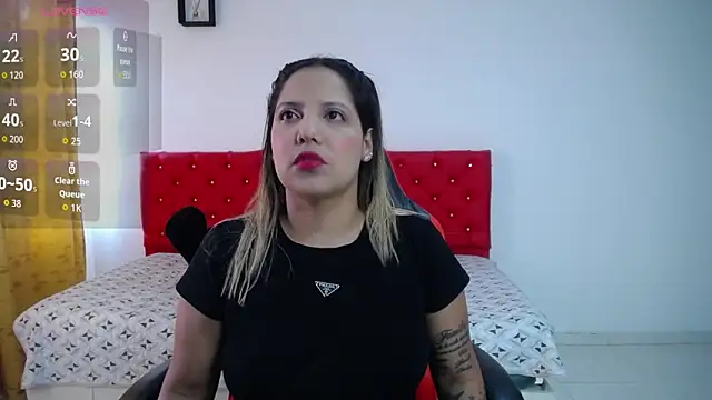 tiana breeze online show from November 3, 6:53 pm