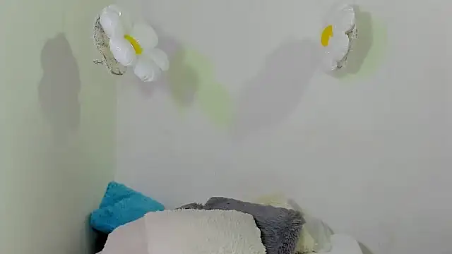 Naomi Flame online show from October 22, 8:08 pm