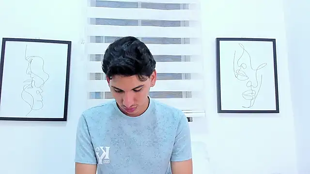 axel alvareez online show from September 23, 3:09 am