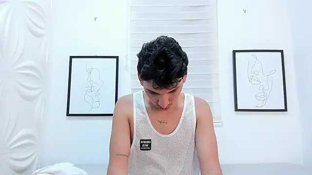 axel alvareez online show from September 27, 3:33 am