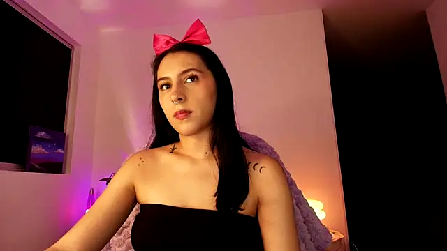 violethun  online show from October 14, 4:57 am