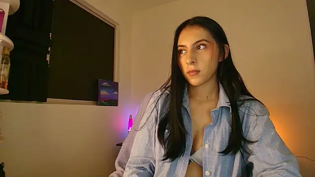 violethun  online show from December 23, 5:27 am