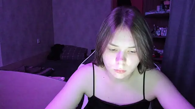 Snapshot of Sophi_gi chatting on September 26, 5:28 pm Sophi gi online show from September 26, 5:28 pm