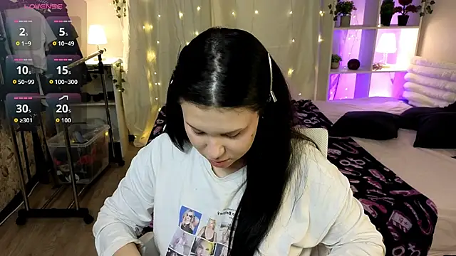 Snapshot of Nicole_Parshikova chatting on November 7, 10:15 am Nicole Parshikova online show from November 7, 10:15 am