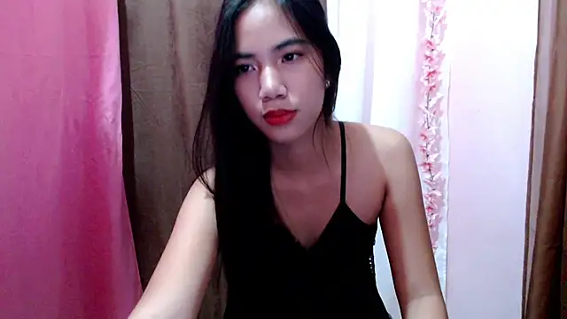 Snapshot of Shy_SexyLady chatting on October 8, 5:05 am Shy SexyLady online show from October 8, 5:05 am