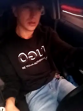 DebutingPathway online show from December 18, 11:16 am