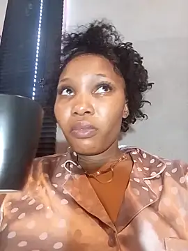 freakynyashXxXx online show from October 21, 8:37 am