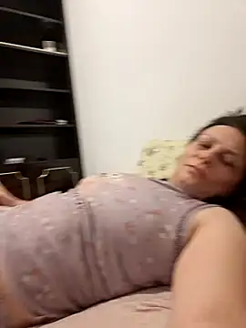 jessyca  online show from October 21, 8:20 pm