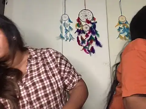 HoleyCoupon online show from January 12, 7:52 pm