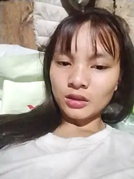 Snapshot of Senh_xxx chatting on October 9, 1:53 pm Senh xxx online show from October 9, 1:53 pm