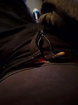 Snapshot of Alberto2840 chatting on October 10, 12:26 pm Alberto2840 online show from October 10, 12:26 pm