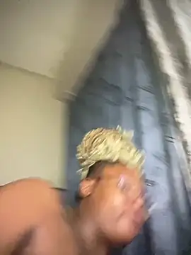 Snapshot of houseforsex chatting on October 17, 10:12 pm houseforsex online show from October 17, 10:12 pm