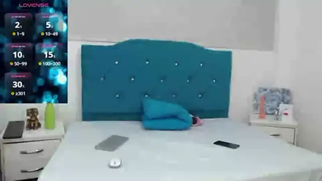 Snapshot of LuigiMarchetti chatting on February 6, 7:28 pm LuigiMarchetti online show from February 6, 7:28 pm