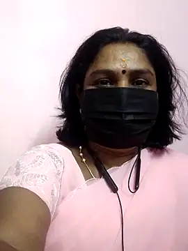 Snapshot of Tamil_Azhaghi25 chatting on June 8, 5:46 pm Tamil Azhaghi25 online show from June 8, 5:46 pm