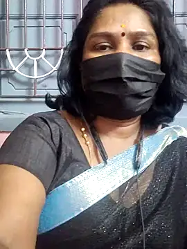 Snapshot of Tamil_Azhaghi25 chatting on June 17, 6:31 pm Tamil Azhaghi25 online show from June 17, 6:31 pm