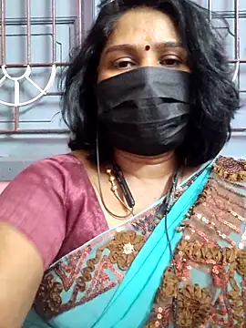 Snapshot of Tamil_Azhaghi25 chatting on June 19, 6:45 pm Tamil Azhaghi25 online show from June 19, 6:45 pm