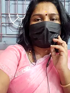 Snapshot of Tamil_Azhaghi25 chatting on June 30, 5:47 pm Tamil Azhaghi25 online show from June 30, 5:47 pm