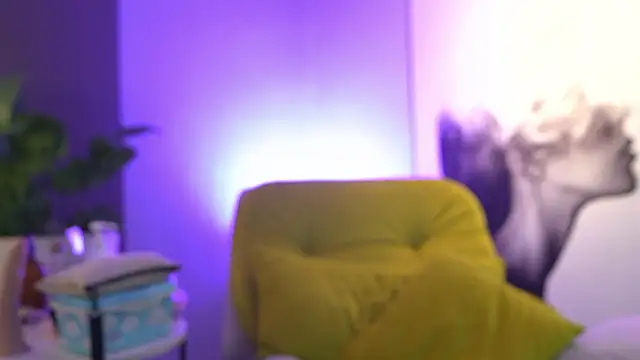 Tayler Kim online show from February 6, 7:06 pm