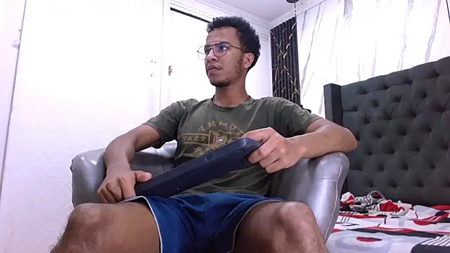 aston xvera online show from December 15, 4:39 am