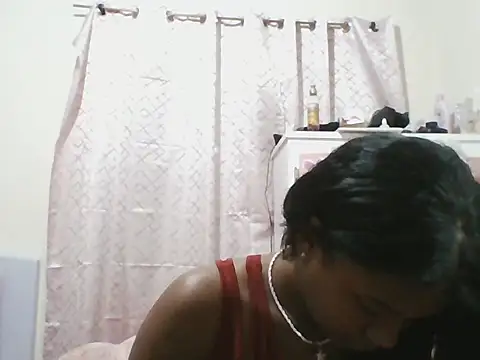 Gema shiny online show from November 5, 4:45 am