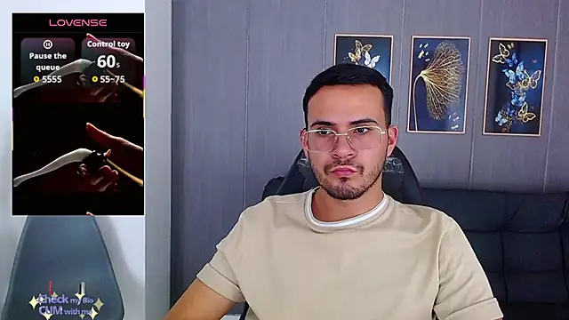 Arontrey21 online show from September 23, 12:46 am