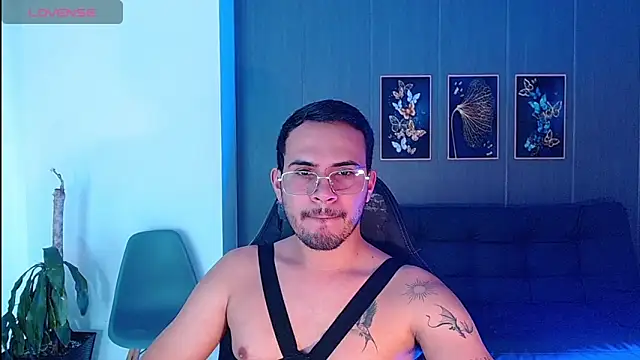 Arontrey21 online show from October 2, 7:43 pm