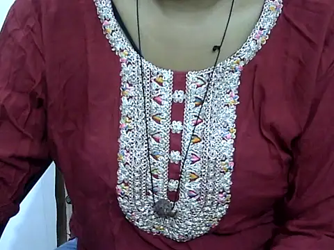 Snapshot of Hott_Noor chatting on September 8, 2:16 pm Hott Noor online show from September 8, 2:16 pm