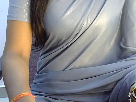 Hott Noor online show from October 19, 3:12 pm