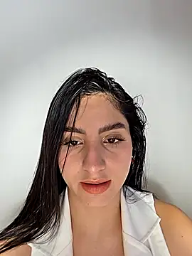 Alicia vellami online show from November 4, 8:30 pm